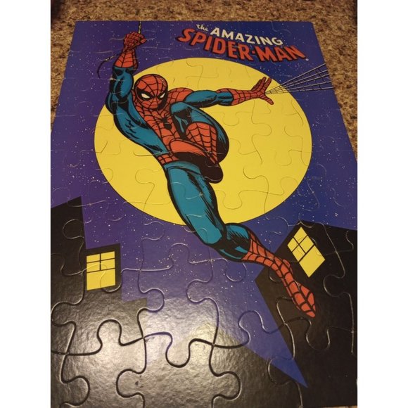 Vintage Spiderman Giant Floor Puzzle 2 ft x 1.5 ft by Waddingtons 1978 Complete - Picture 6 of 13